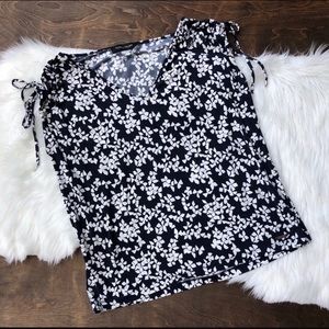 Ivanka Trump blues size s